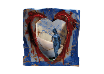 <i>Una scrittura femminile azzurro pallido</i>, 2006, teatrino in ceramica policroma