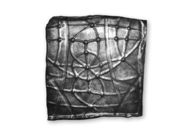 <i>Piastra grigia</i>, 2006, ceramica smaltata