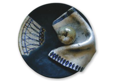 <i>Piatto</i>, 2009, ceramica raku